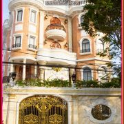 cổng-nhôm-đúc-tại-nha-trang